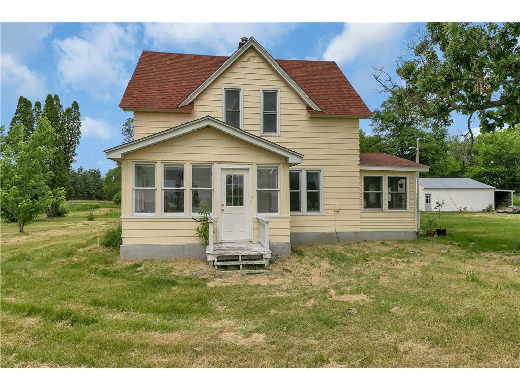 8005 381st Avenue NW, Dalbo, MN, 55017 MLS 6225997 Edina Realty