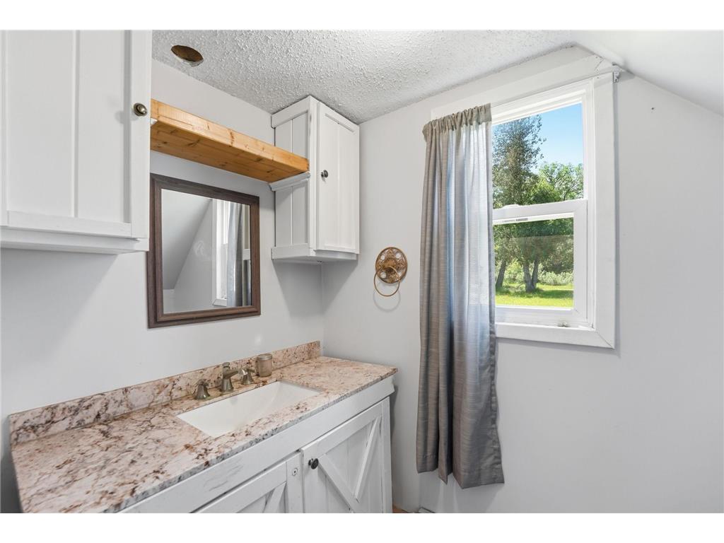 8005 381st Avenue NW Dalbo Twp MN 55017 7078738 image10