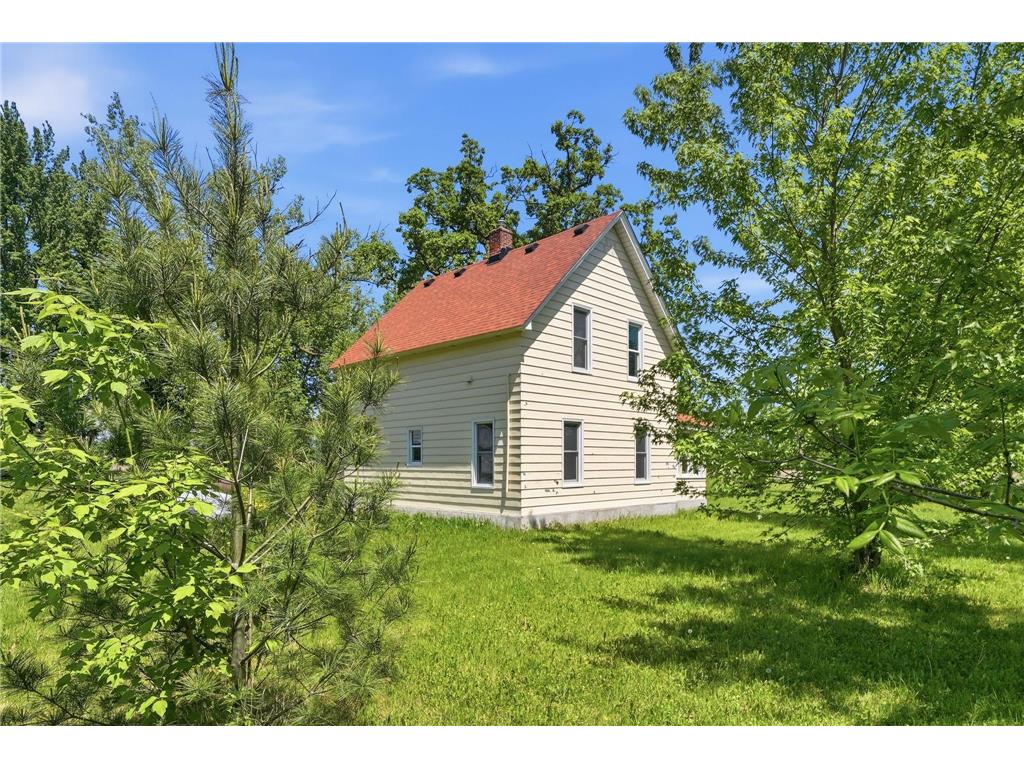 8005 381st Avenue NW Dalbo Twp MN 55017 7078738 image26