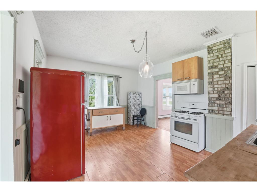 8005 381st Avenue NW Dalbo Twp MN 55017 7078738 image9