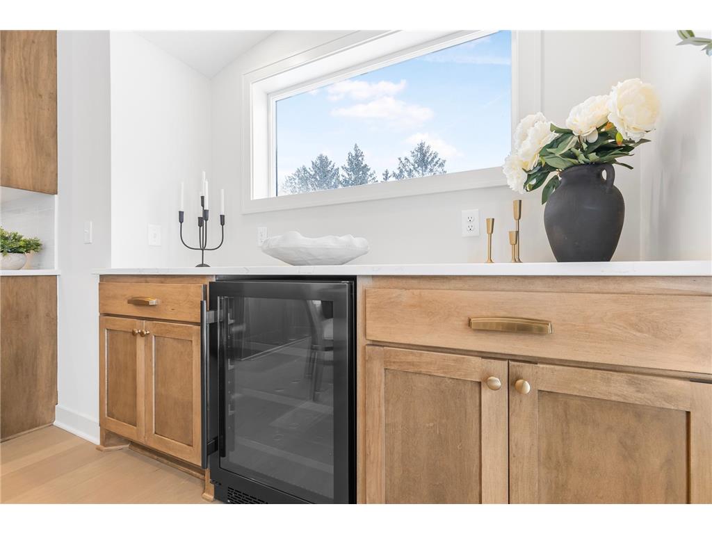 8006 201st Street W Lakeville MN 55044 7023437 image16