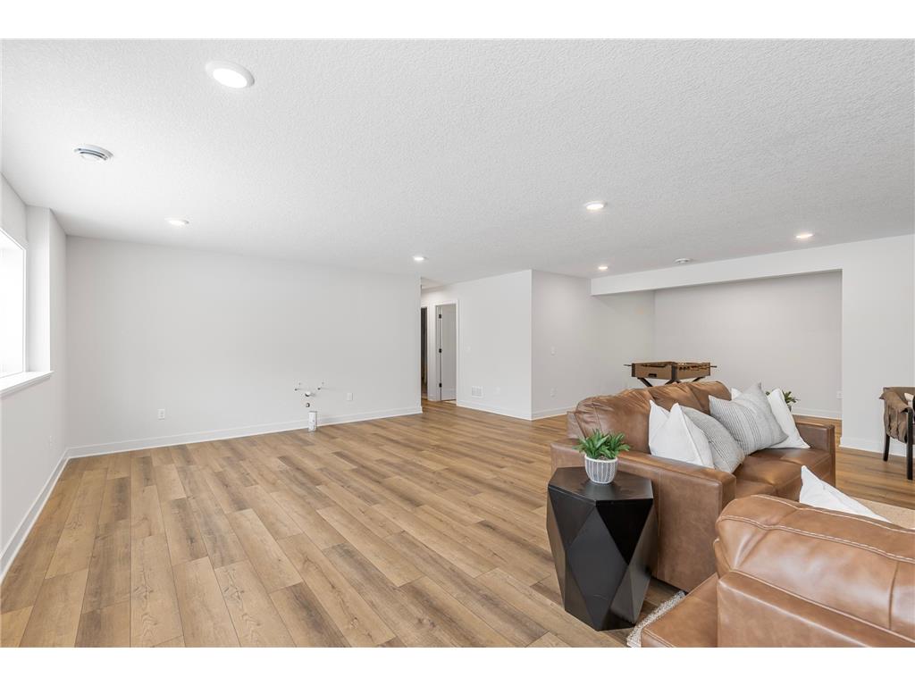 8006 201st Street W Lakeville MN 55044 7023437 image44