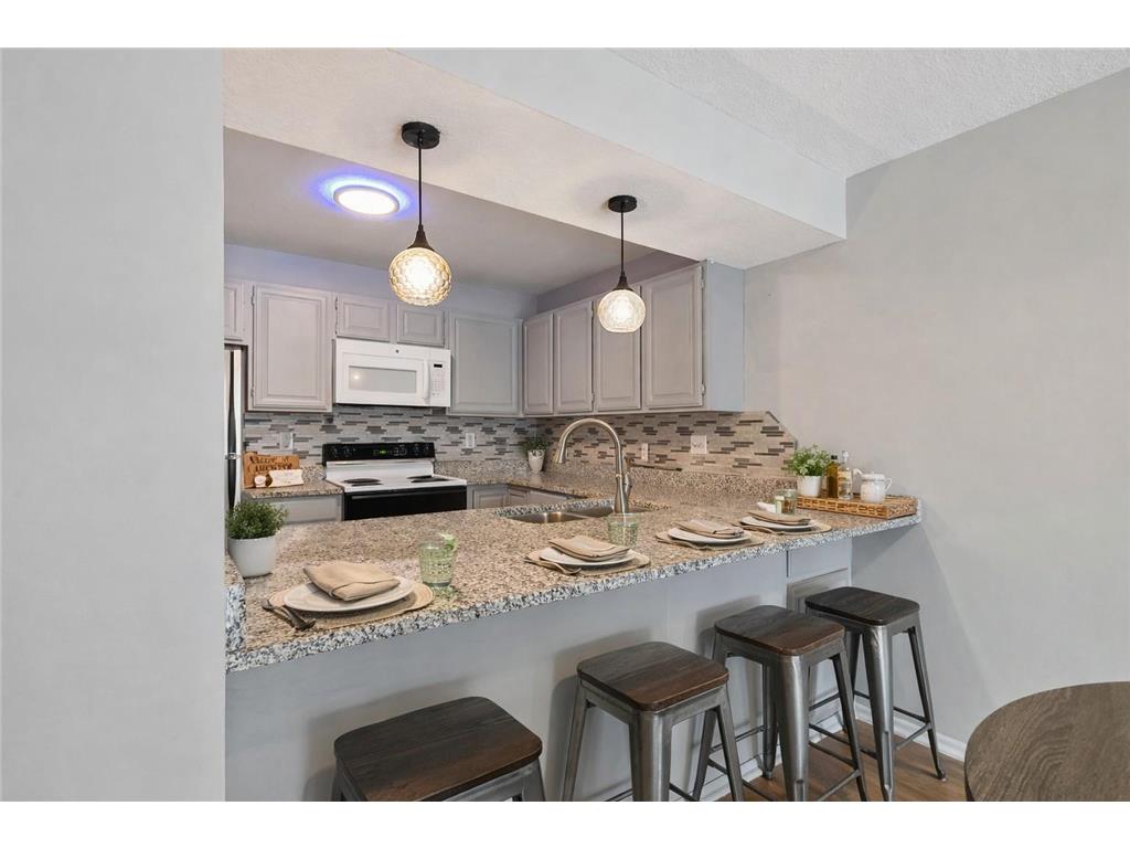 8007 Xerxes Avenue S #A101 Bloomington MN 55431 7000758 image6