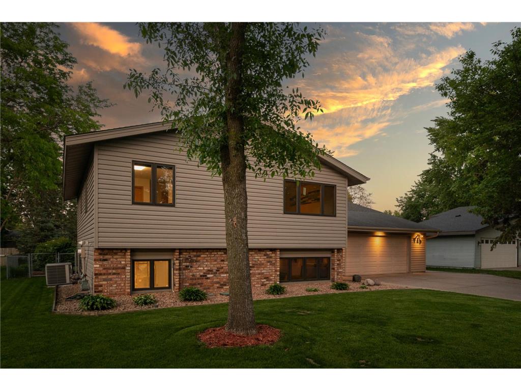 8008 Sierra Parkway Brooklyn Park MN 55444 6539592 image1