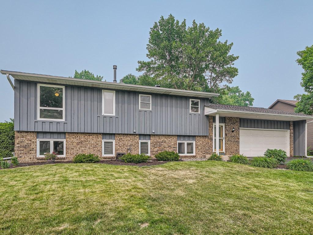 8008 W 103rd Street Bloomington MN 55438 6371673 image1