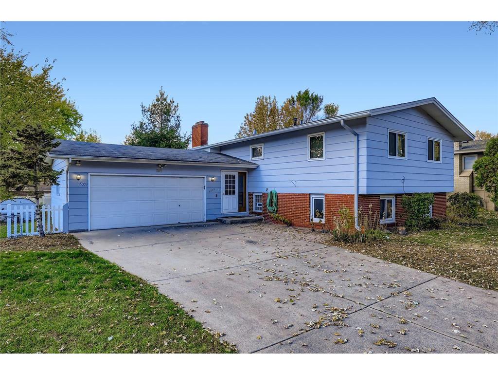 8009 Douglas Drive N Brooklyn Park MN 55443 6812229 image1