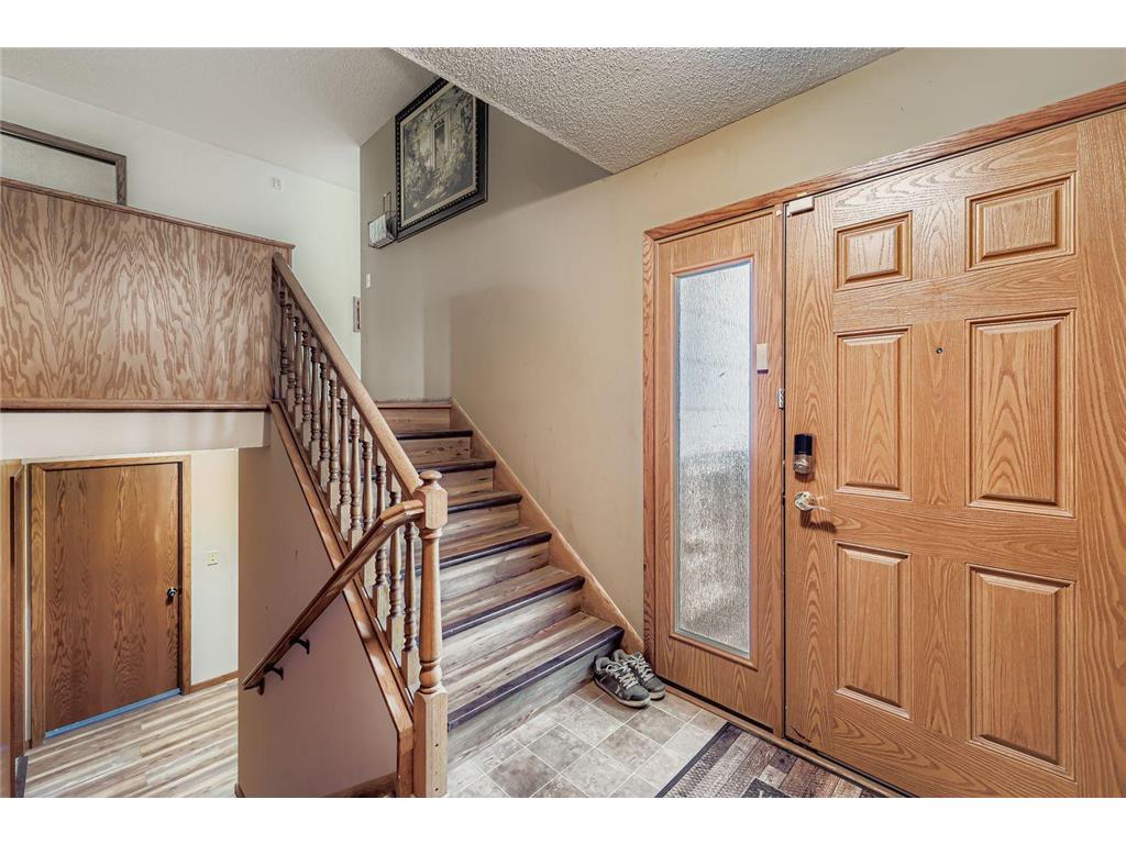 8009 Douglas Drive N Brooklyn Park MN 55443 6812229 image4