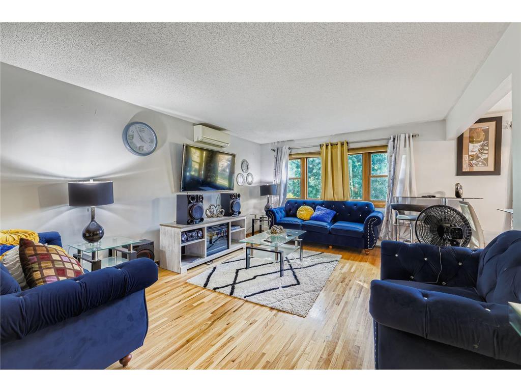 8009 Douglas Drive N Brooklyn Park MN 55443 6812229 image5