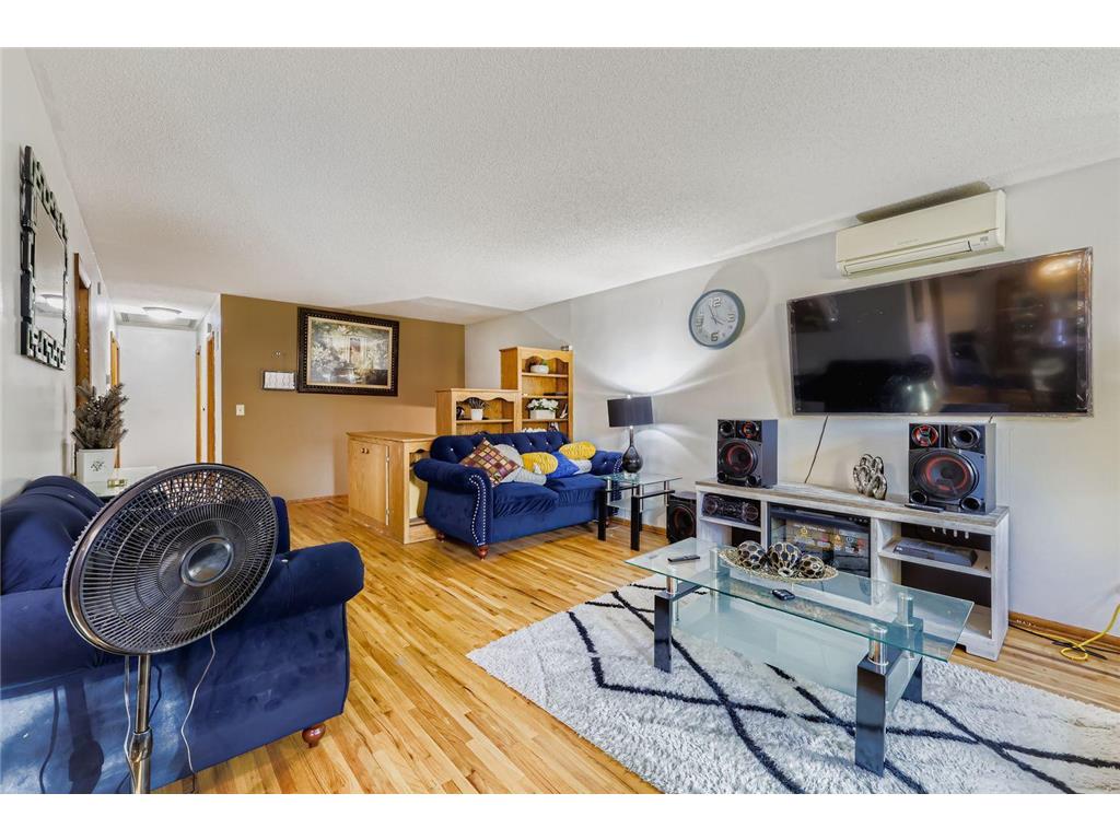 8009 Douglas Drive N Brooklyn Park MN 55443 6812229 image6