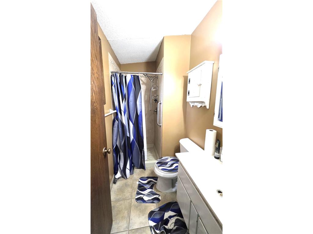 8009 Edgewood Avenue N Brooklyn Park MN 55445 7082732 image11