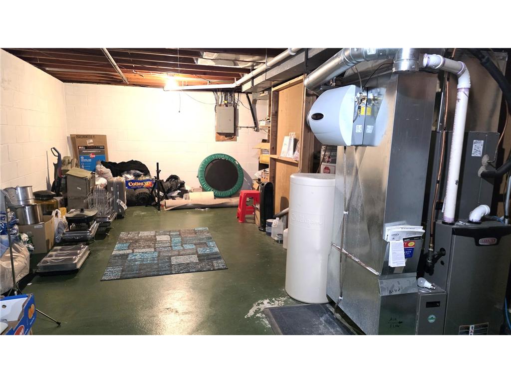 8009 Edgewood Avenue N Brooklyn Park MN 55445 7082732 image19