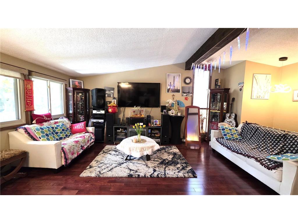 8009 Edgewood Avenue N Brooklyn Park MN 55445 7082732 image4