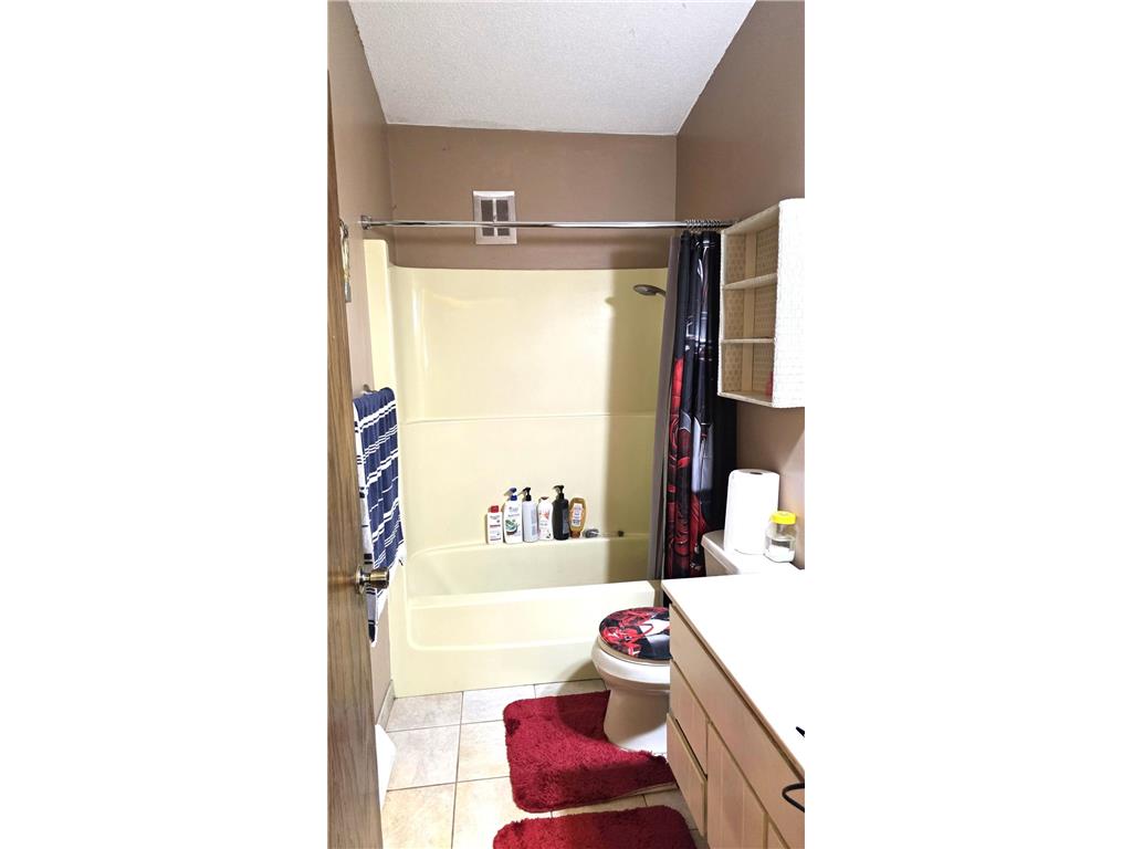 8009 Edgewood Avenue N Brooklyn Park MN 55445 7082732 image9