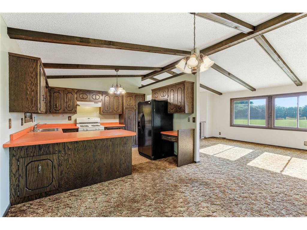 8009 Noble Avenue N Brooklyn Park MN 55443 7094977 image10