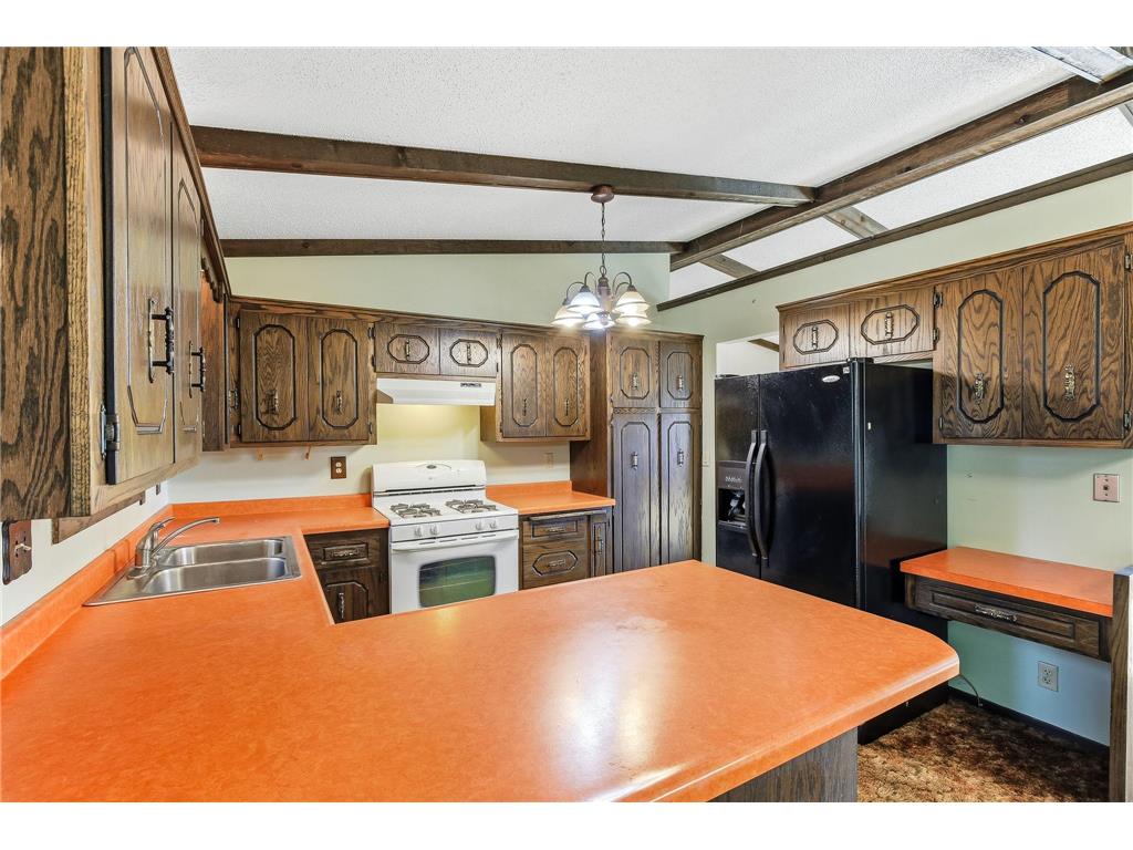 8009 Noble Avenue N Brooklyn Park MN 55443 7094977 image11