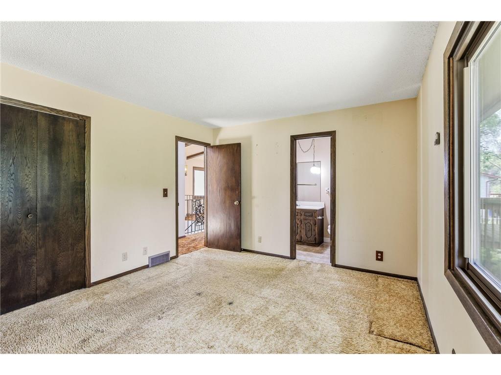 8009 Noble Avenue N Brooklyn Park MN 55443 7094977 image15