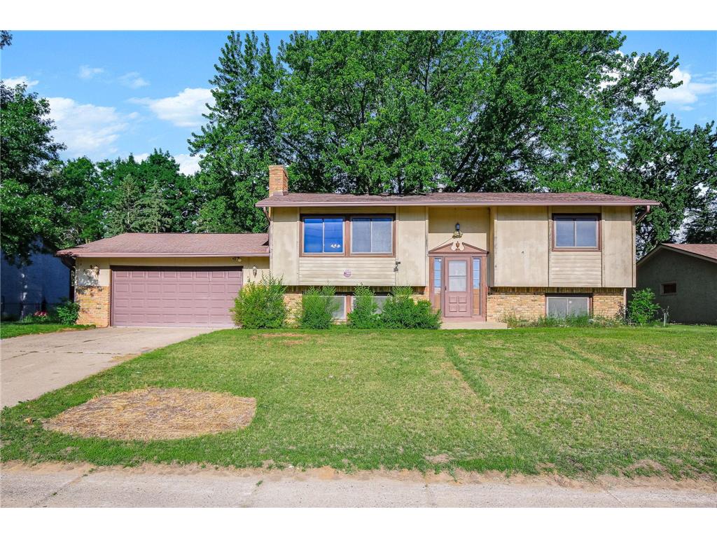 8009 Noble Avenue N Brooklyn Park MN 55443 7094977 image2