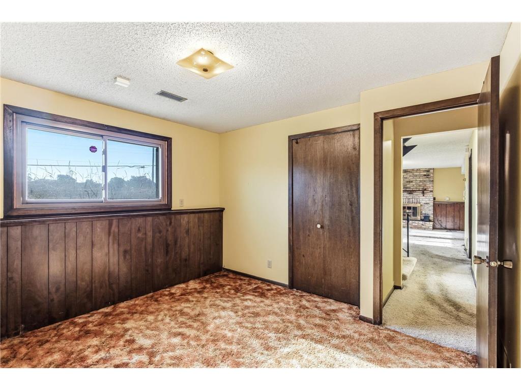 8009 Noble Avenue N Brooklyn Park MN 55443 7094977 image22