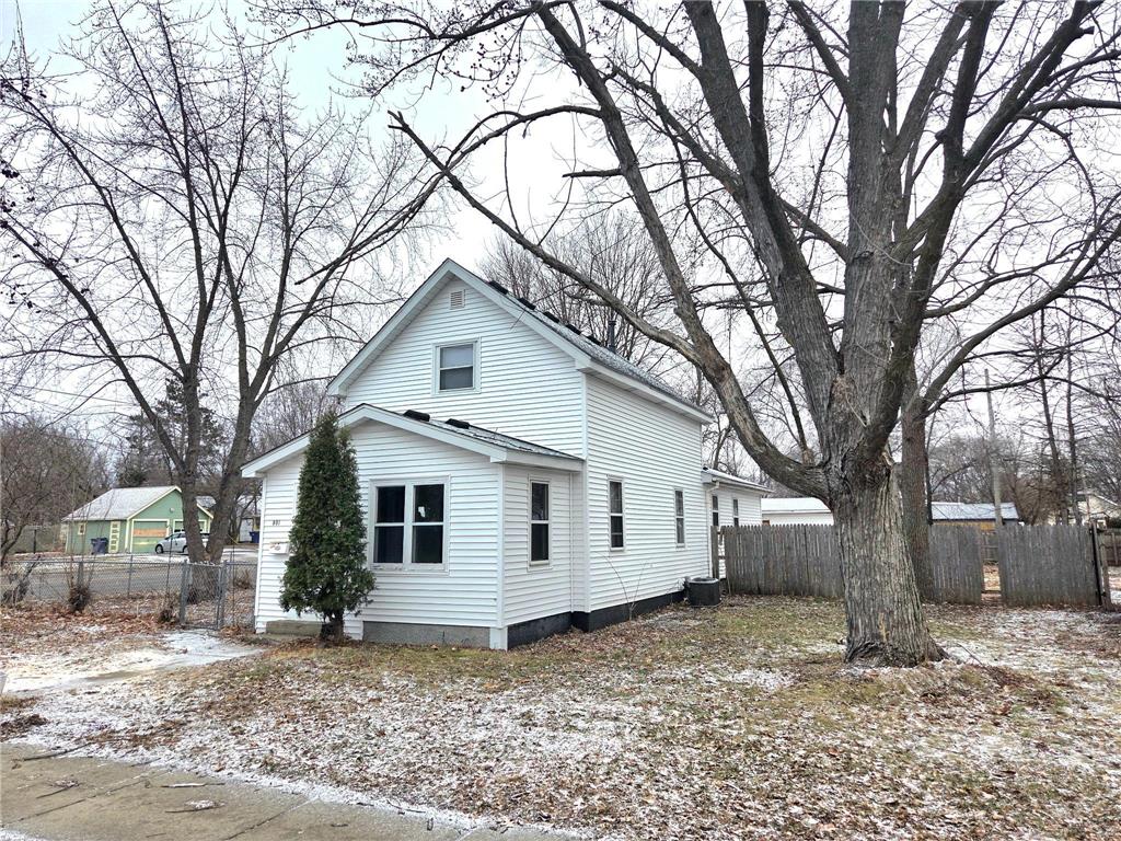 801 10th Avenue N Saint Cloud MN 56303 7033938 image1