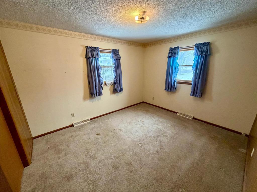 801 14th Avenue SW Willmar MN 56201 7003149 image15