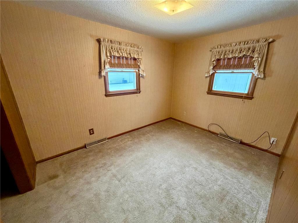 801 14th Avenue SW Willmar MN 56201 7003149 image18