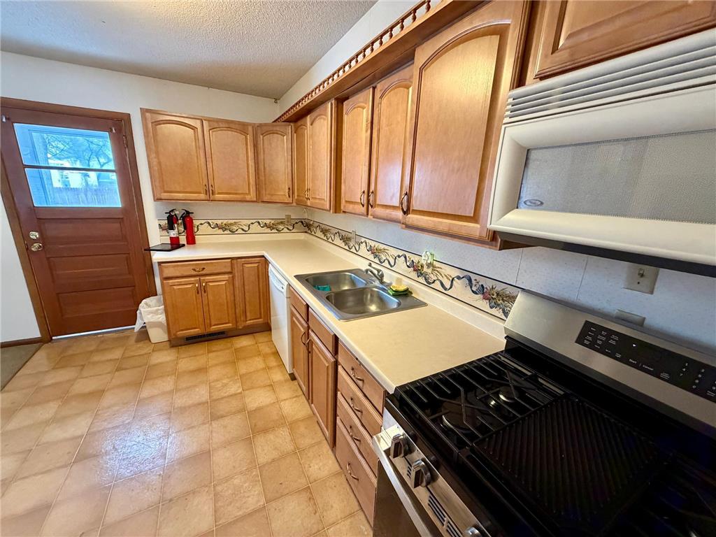 801 14th Avenue SW Willmar MN 56201 7003149 image20