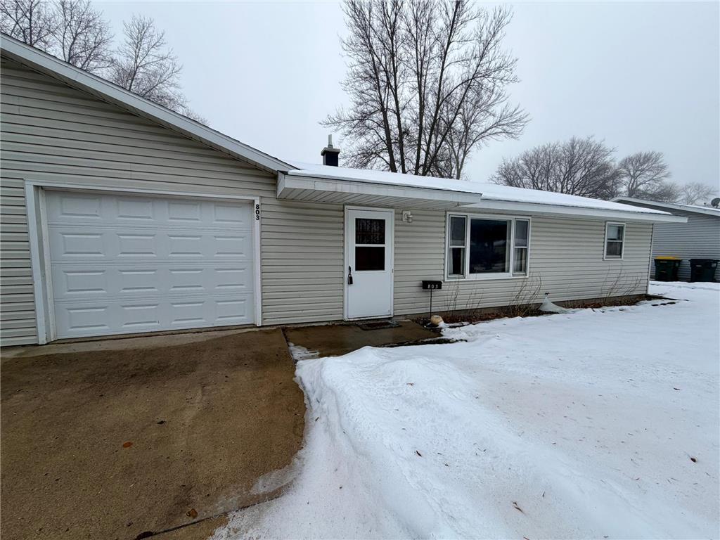 801 14th Avenue SW Willmar MN 56201 7003149 image9