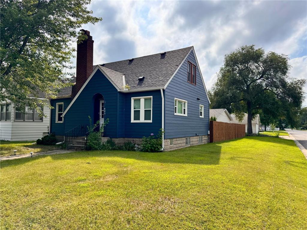 801 17th Avenue S Saint Cloud MN 56301 6773054 image1