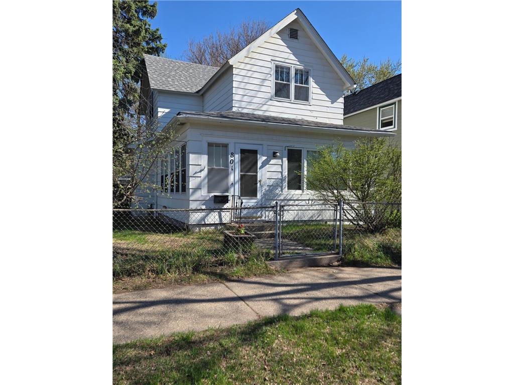 801 26th Avenue NE Minneapolis MN 55418 7060830 image1