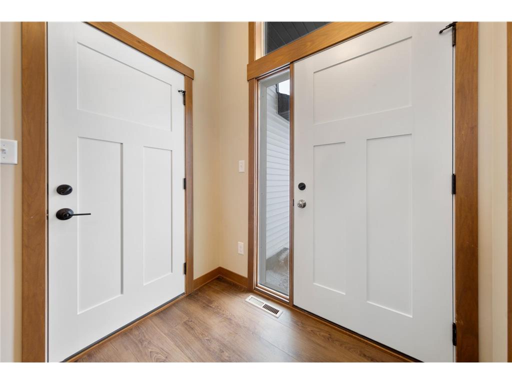 801 2nd St SE Dodge Center MN 55927 7005657 image10