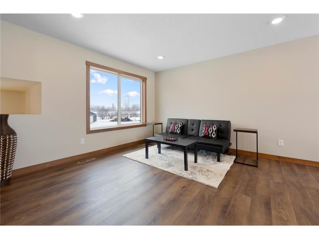 801 2nd St SE Dodge Center MN 55927 7005657 image12