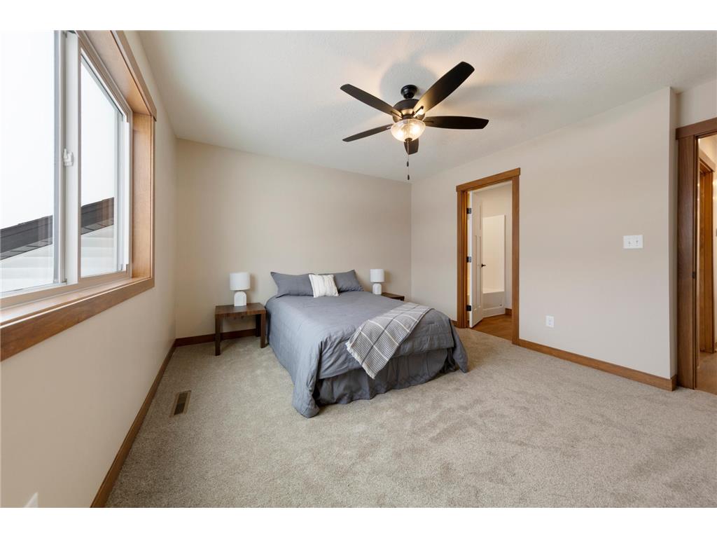 801 2nd St SE Dodge Center MN 55927 7005657 image27