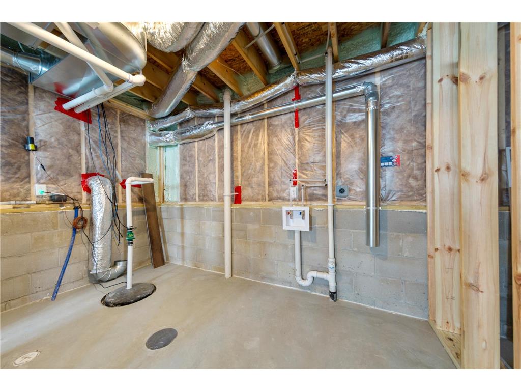 801 2nd St SE Dodge Center MN 55927 7005657 image39