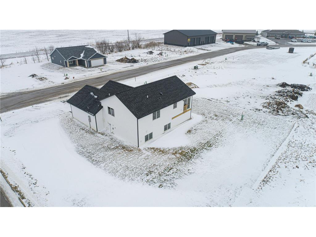 801 2nd St SE Dodge Center MN 55927 7005657 image48