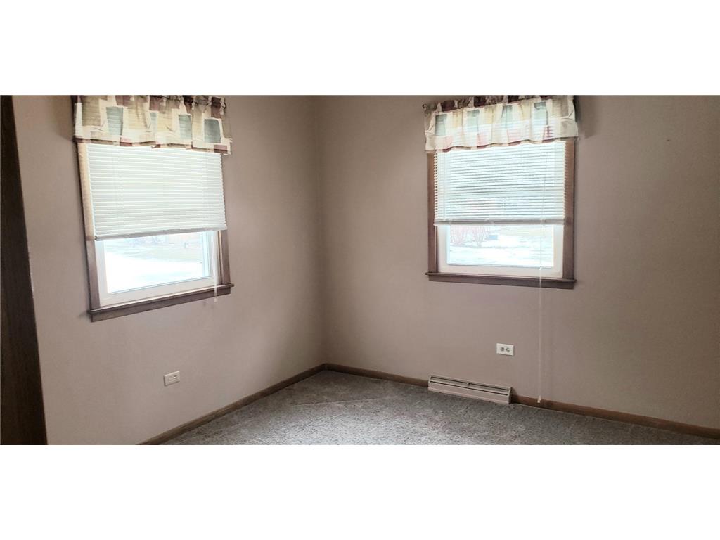 801 3rd Street SW Wells MN 56097 7016993 image18