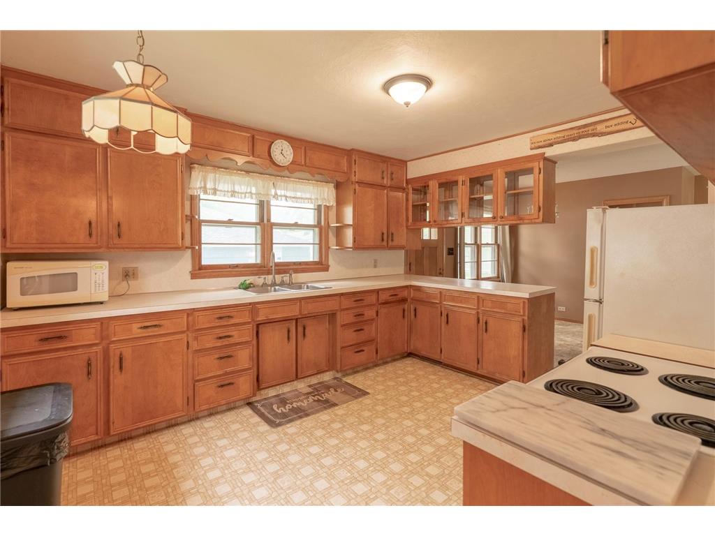 801 4th Avenue SW Wells MN 56097 7068637 image2