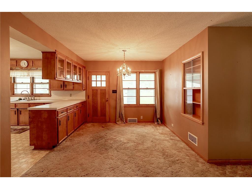 801 4th Avenue SW Wells MN 56097 7068637 image4