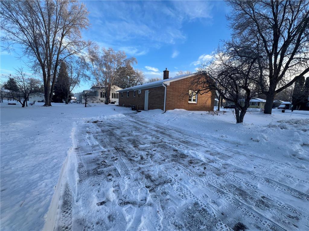 801 5th Street NE Staples MN 56479 7006070 image4