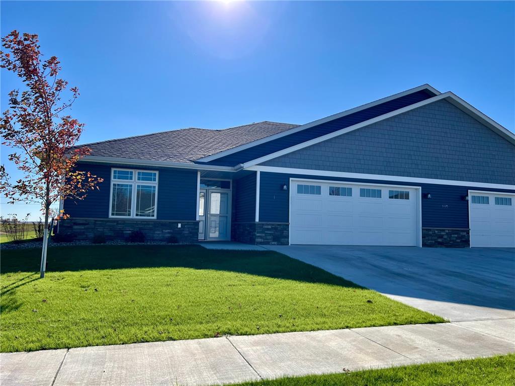 801 Andrew Street #1 Marshall MN 56258 6440447 image1