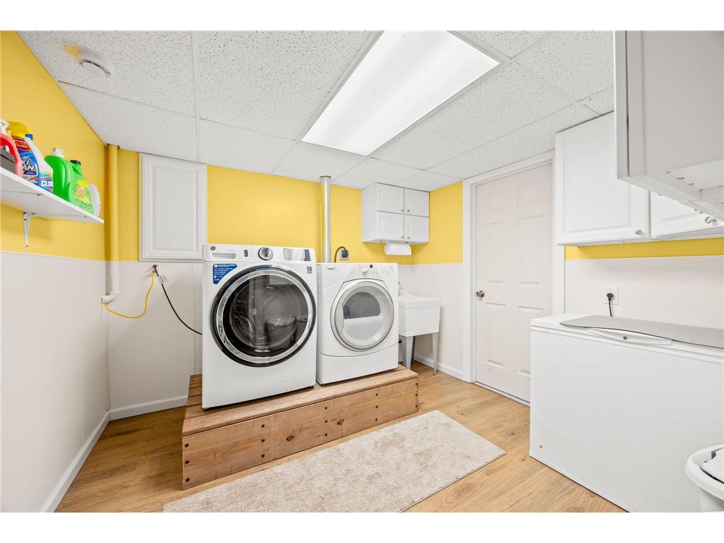 801 Carver Street N Winthrop MN 55396 6793709 image16