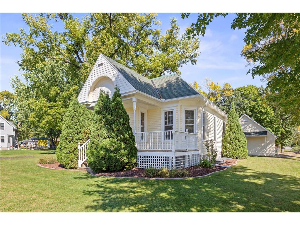 801 Carver Street N Winthrop MN 55396 6793709 image21