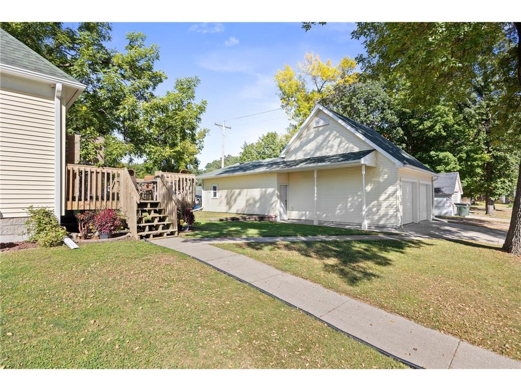 801 Carver Street N Winthrop MN 55396 6793709 image25