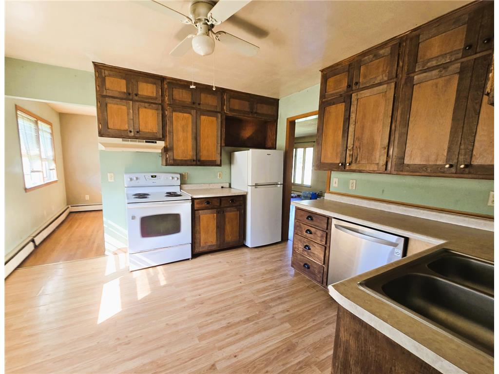 801 E Elm Avenue Olivia MN 56277 6795940 image15