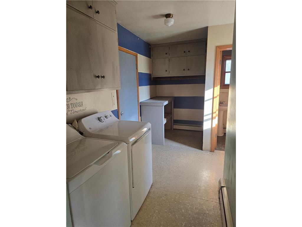 801 E Elm Avenue Olivia MN 56277 6795940 image18