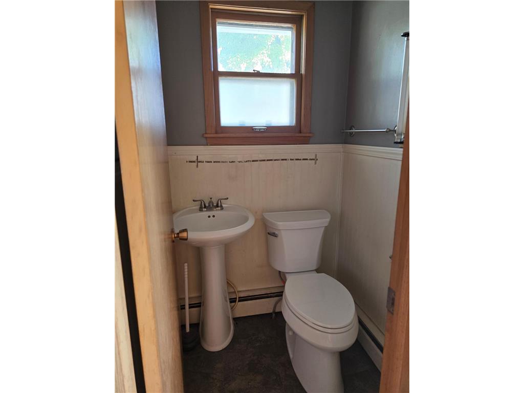 801 E Elm Avenue Olivia MN 56277 6795940 image20