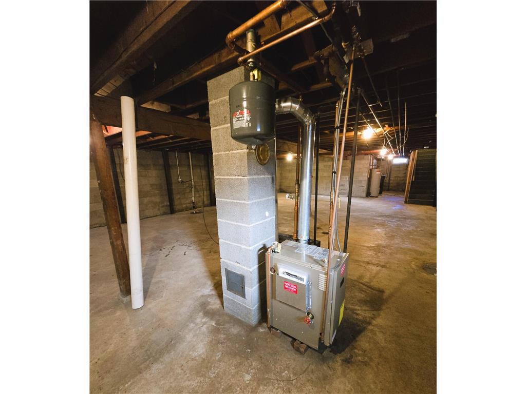 801 E Elm Avenue Olivia MN 56277 6795940 image27