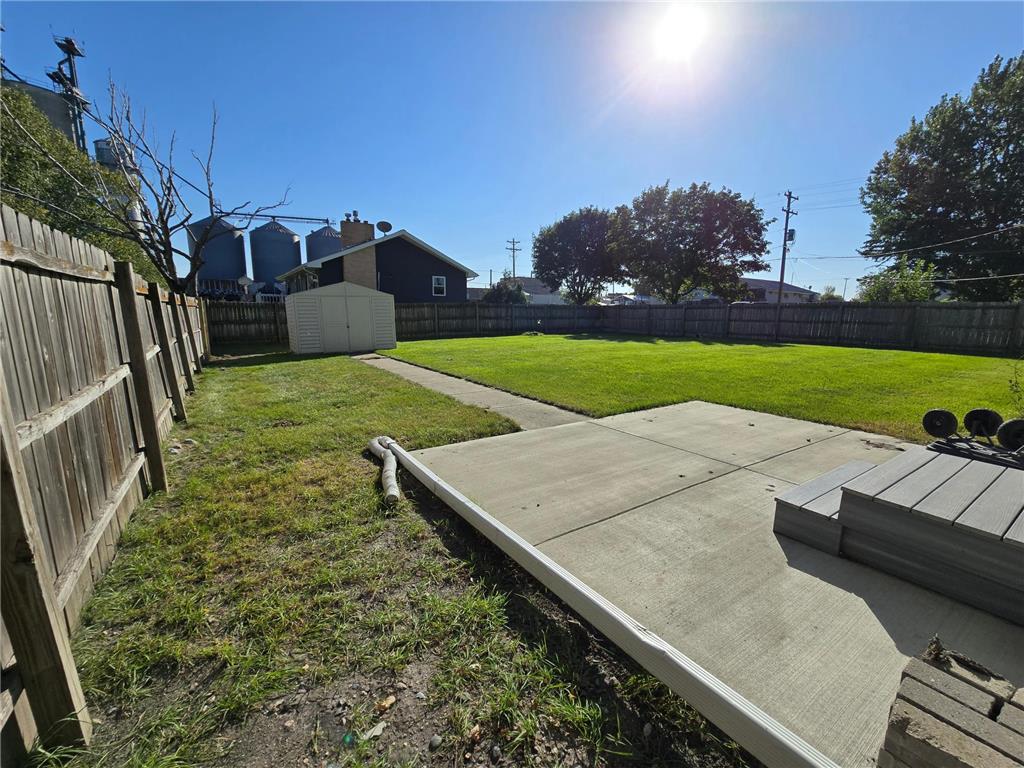 801 E Elm Avenue Olivia MN 56277 6795940 image32