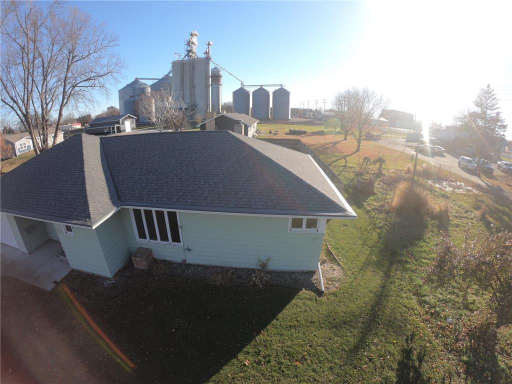 801 E Elm Avenue Olivia MN 56277 6795940 image35