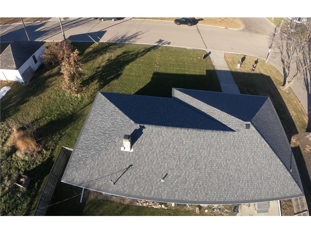 801 E Elm Avenue Olivia MN 56277 6795940 image37