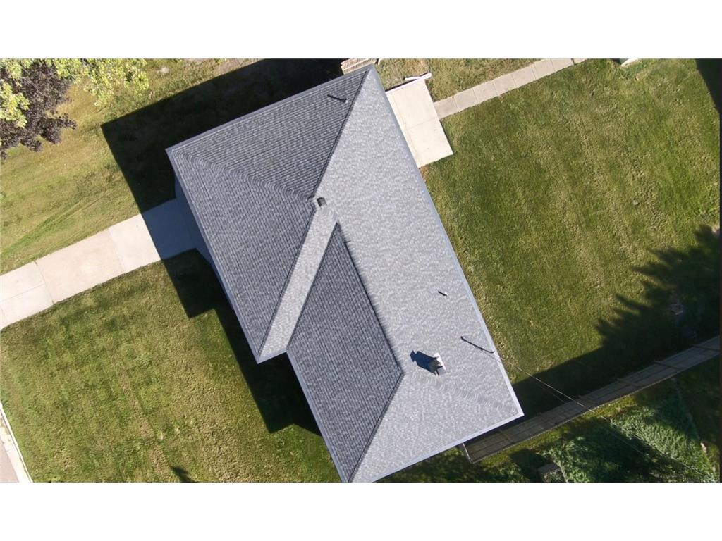 801 E Elm Avenue Olivia MN 56277 6795940 image39